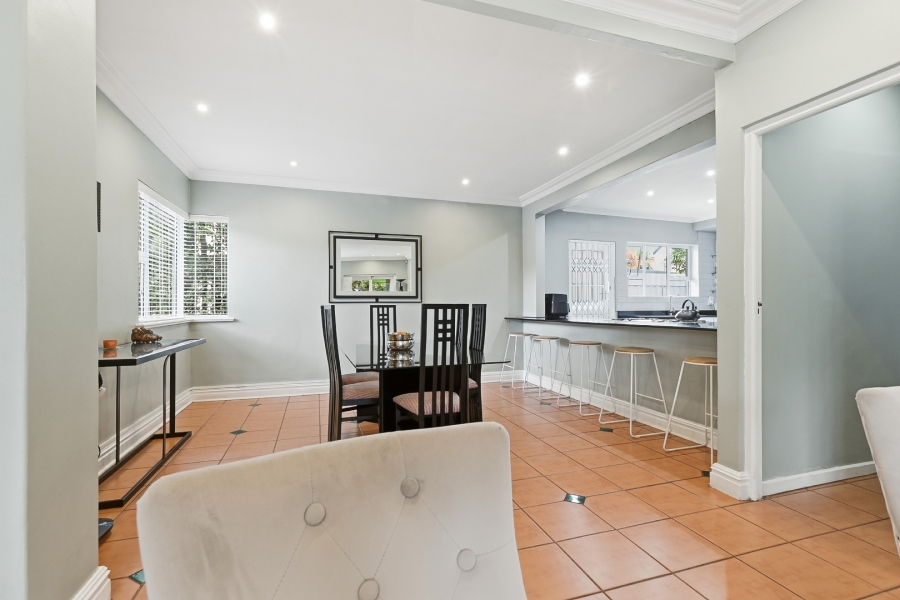 5 Bedroom Property for Sale in Claremont Western Cape